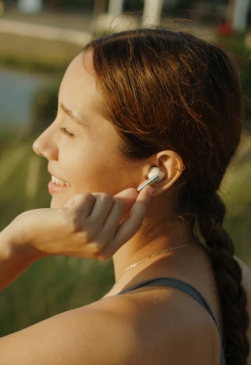 Earbuds